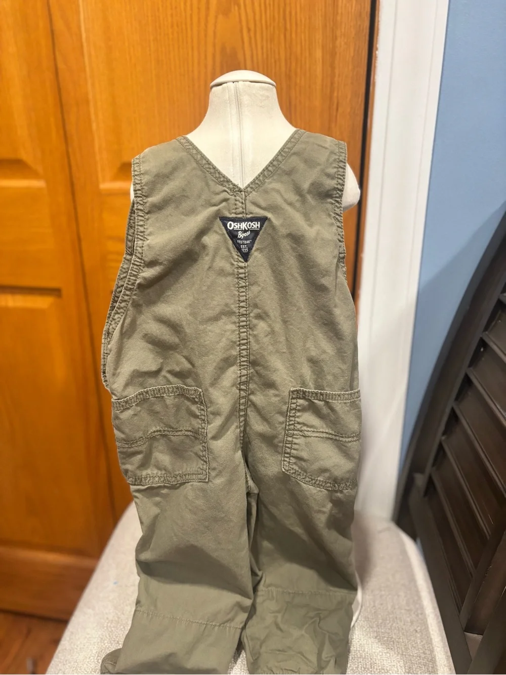 OshKosh Bgosh classic olive